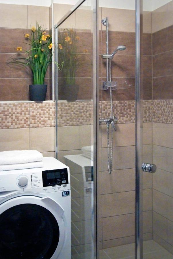 Victoria Apartman Kecskemet Ngoại thất bức ảnh